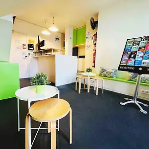 And Basic Universitat For Young Gasthof Barcelona